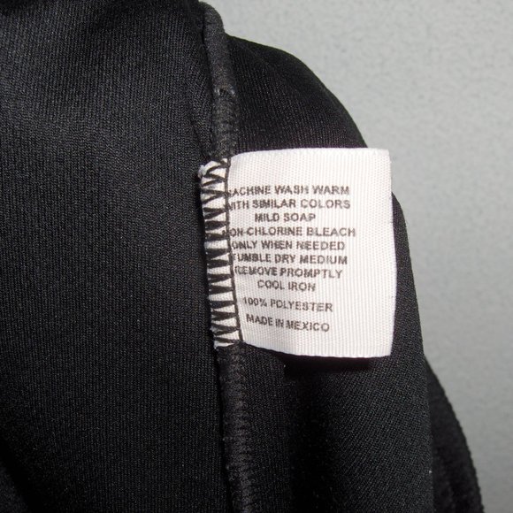 Bakka Sports Shorts Size L, Measure 32-38"W, - Picture 4 of 6